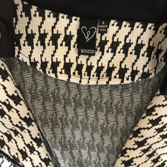 Cute blazer - Picture 2 of 3